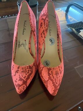NEW Michael Antonio Neon Pink Snakeskin Pointed Toe Stiletto Pumps